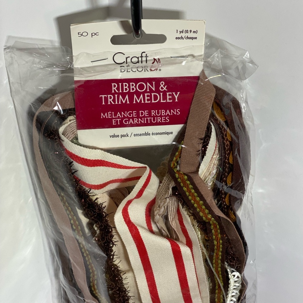 🆕Craft Decor 50 piece Ribbon & Trim Medley